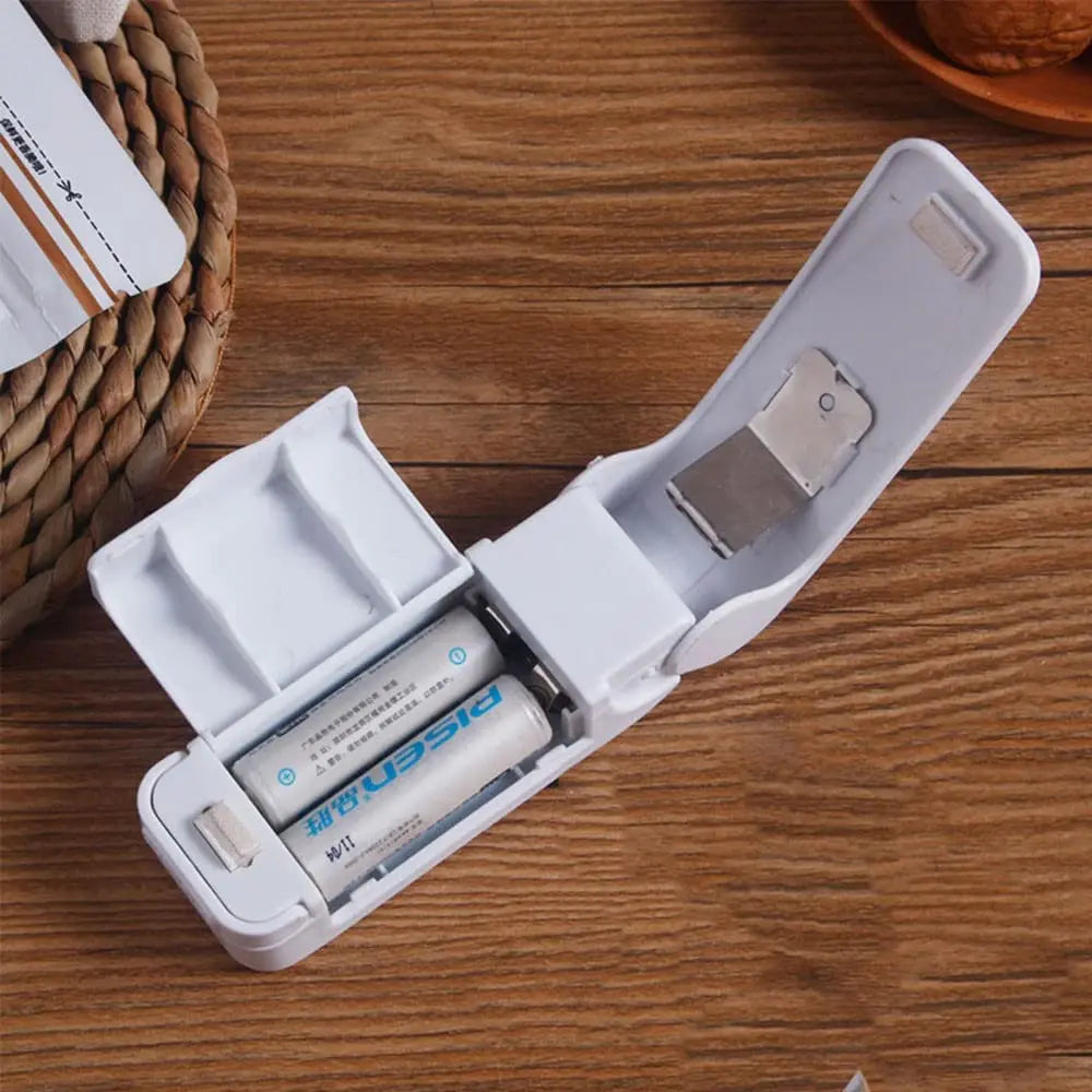 Mini Heat Sealer - Seal & Preserve On the Go | Urban Elegance Ignisio